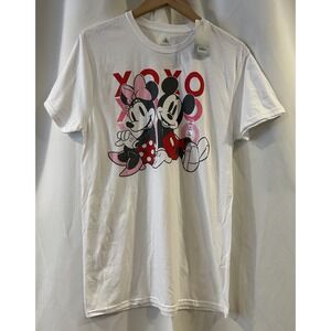 DISNEY XOXO Love Unisex T-shirt Size Medium‎ NWT